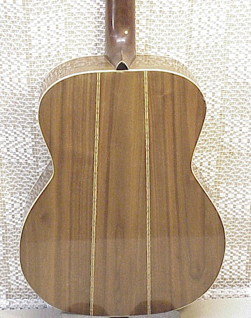 000-Style Walnut 3-piece Rear 3/4 view